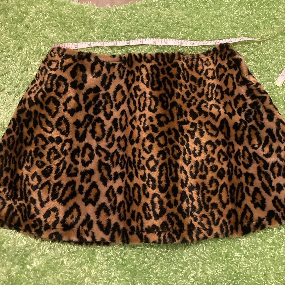 Lip service skirt